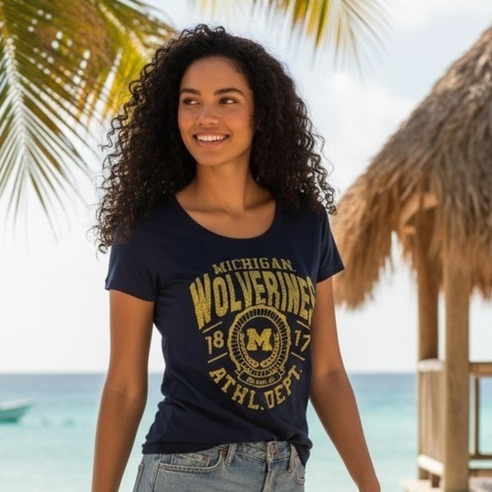 Rivalry Threads Michigan Wolverines Navy Blue Graphic T-Shirt Womens Large 11/13